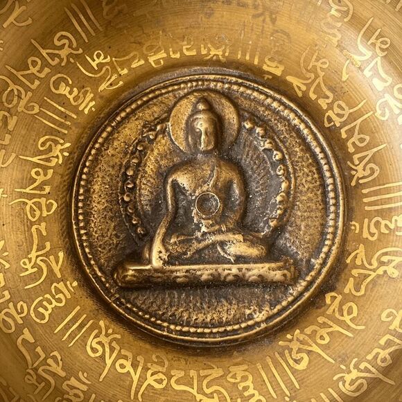 Brass Buddha Singing Bowl with Engraved Sanskrit Mantras 5"x2" 10oz - Picture 5 of 9